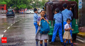 Read more about the article Schools Closed in Several Rajasthan Cities Today Due to Torrential Rains; Kerala Districts Likely to Follow Amid Heavy Rain Alerts