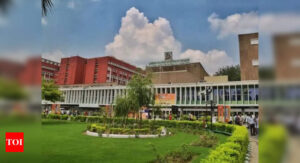 Read more about the article AIIMS Faculty Urges Revamp of Wellness and Extracurricular Facilities Amid Rising Student Mental Health Concerns