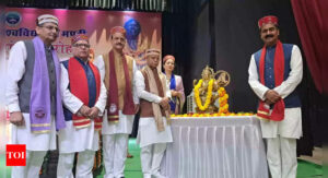 Read more about the article Himachal Governor Shiv Pratap Shukla Awards Degrees at SPU Mandi’s First Convocation