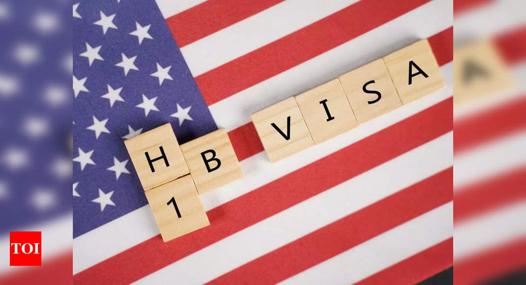 You are currently viewing Tech Layoffs and Tough Immigration Rules Impact Indian H-1B Visa Holders: 11 Important Things They Must Know